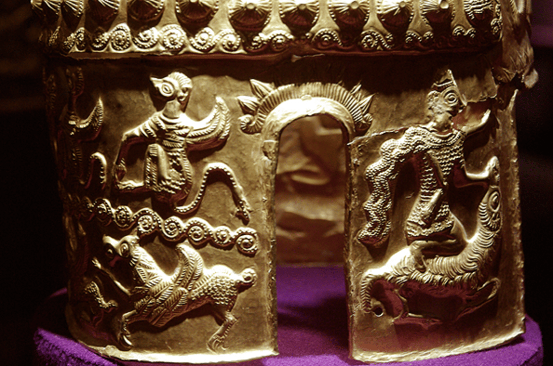 goldenhelmet